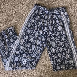 american eagle pants!
